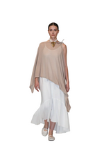 Cargar imagen en el visor de la galería, Blusa Asimétrica Aura Beige
